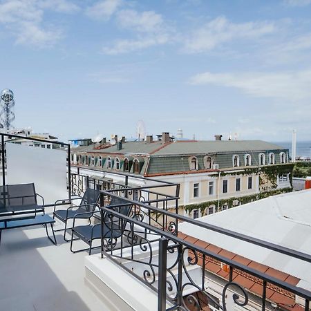 West Apart Hotel Batumi Exterior photo