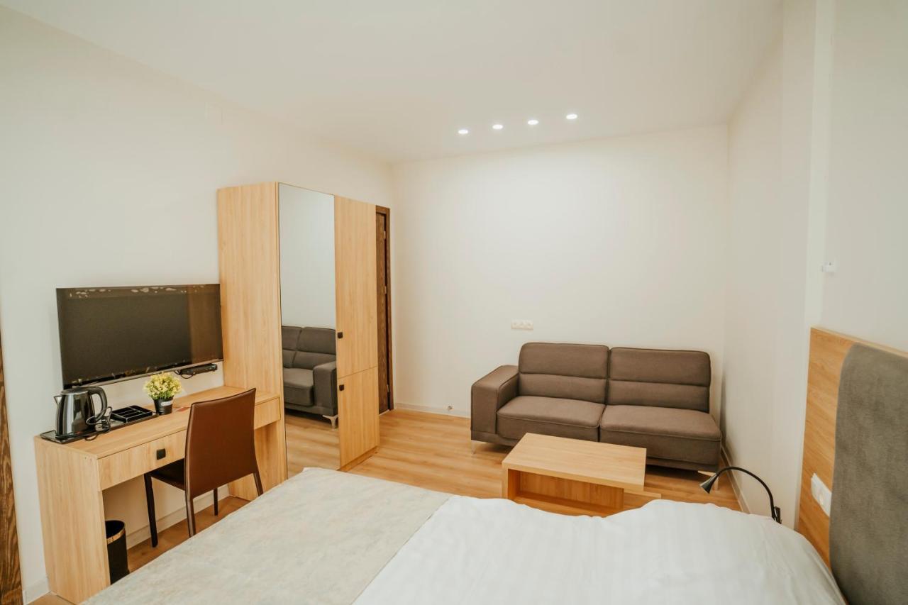 West Apart Hotel Batumi Exterior photo